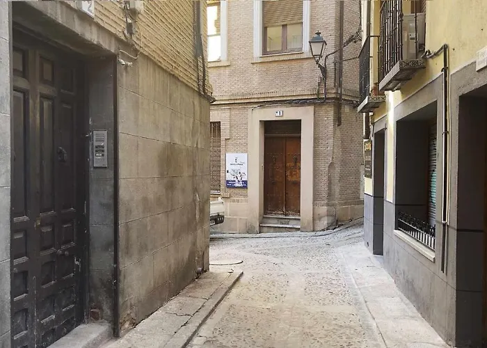 La Casa De Becquer By Ap * Toledo